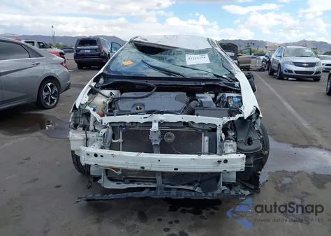 2018 Toyota Corolla Im from USA, damaged, VIN JTNKARJE3JJ561854